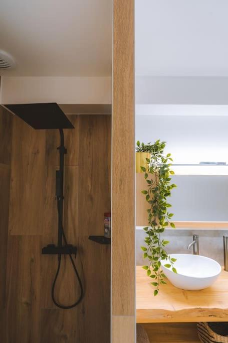La Booa - Ecolodge En Ardeche - Piscine Privee - Ecolodgite Ozon  外观 照片