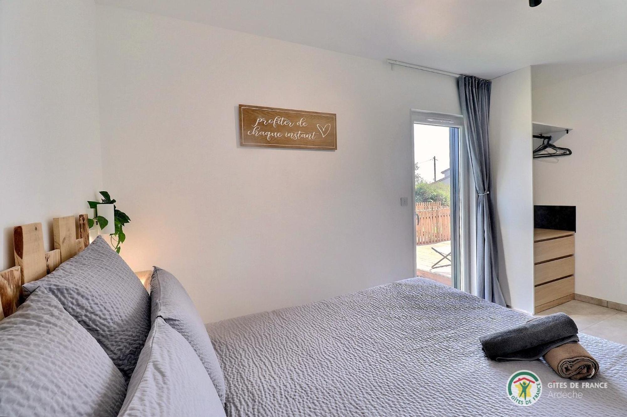 La Booa - Ecolodge En Ardeche - Piscine Privee - Ecolodgite Ozon  外观 照片