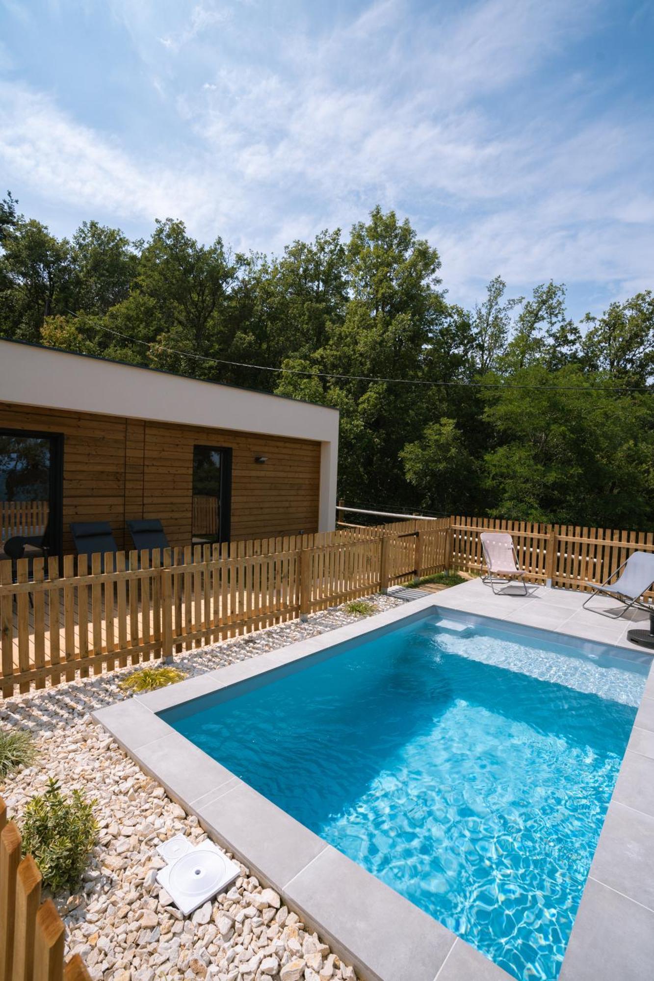 La Booa - Ecolodge En Ardeche - Piscine Privee - Ecolodgite Ozon  外观 照片